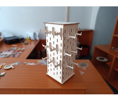 Wooden sales stand for keychains – Vario S