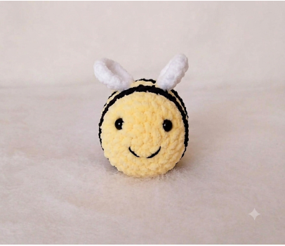 Bee Crocheted Keychain